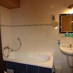 Kreta 3* كوتنا هورا