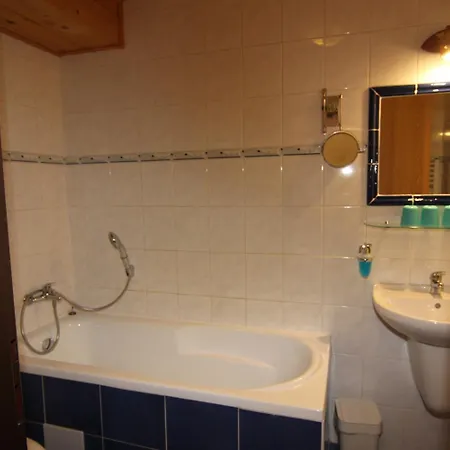 Kreta 3* كوتنا هورا