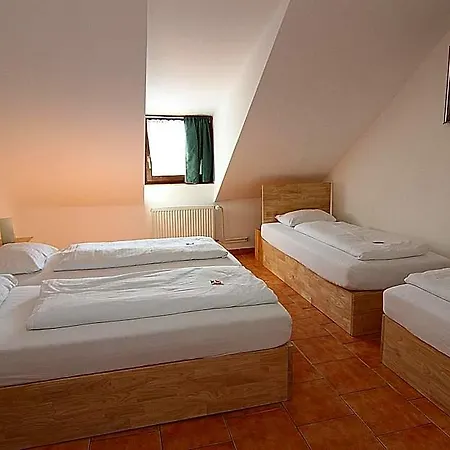 Kreta 3*