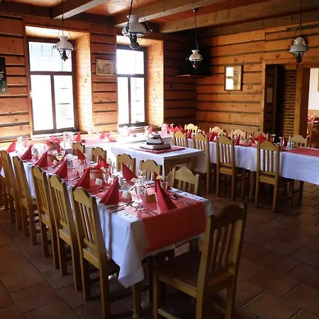 Kreta Hotell Kutná Hora
