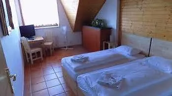 Kreta Szálloda 3*